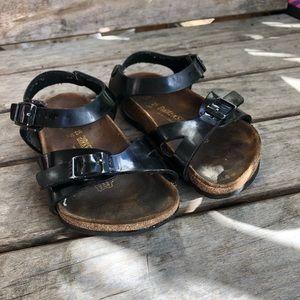 Girls Birkenstock Rio black size 7